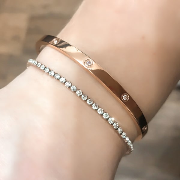 Waterproof 4mm rose gold crystal bangle bracelet made of stainless steel