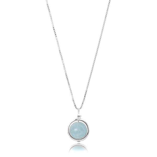 Aquamarine pendant necklace