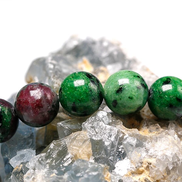 Beaded Ruby Zoisite (Anyolite) bracelet close up details
