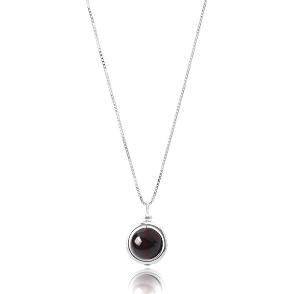 Garnet pendant necklace