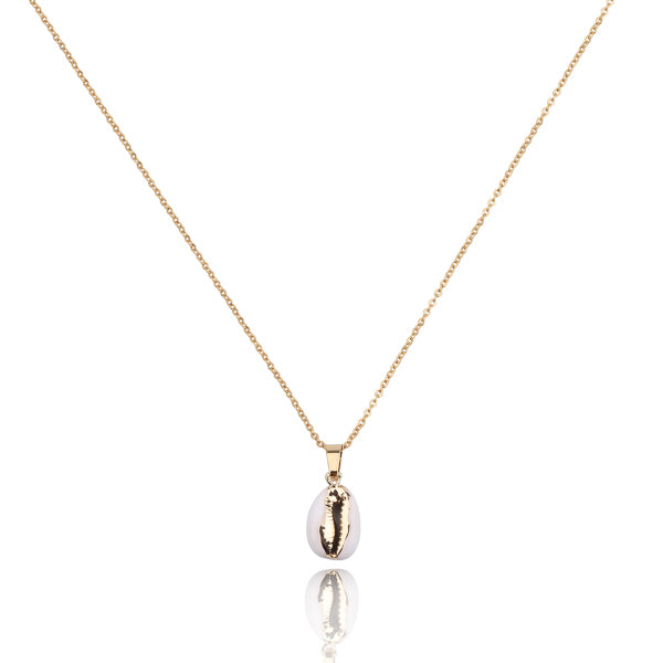 Golded natural cowrie shell necklace