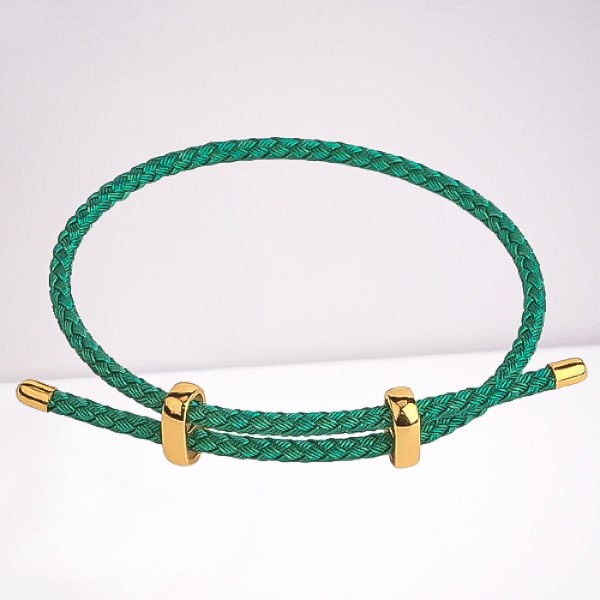 Green elegant rope bracelet display
