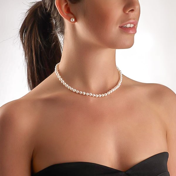 5mm pearl necklace on a woman's neck