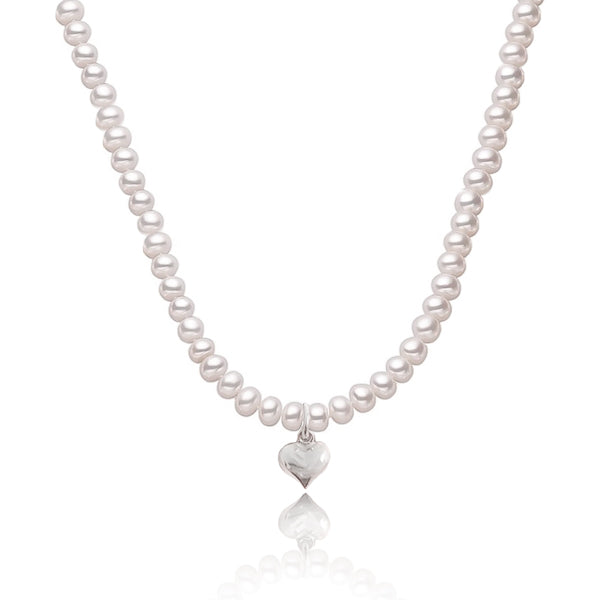 3-4mm freshwater pearl necklace with a silver heart