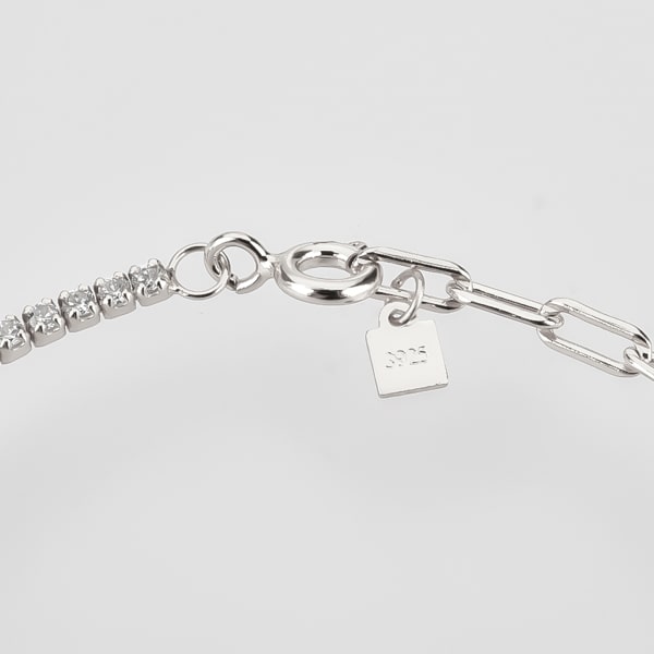 Sterling silver crystal cable chain bracelet close up view
