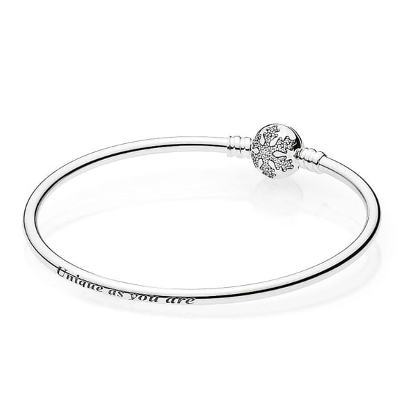 Sterling silver snowflake bangle bracelet details