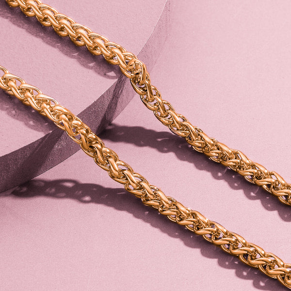 Braided links on a 4mm gold wheat Spiga chain necklace details