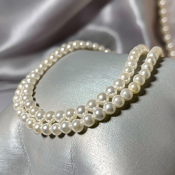 Pearl choker necklace with 4mm shell pearls