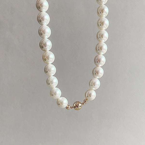 8mm white pearl necklace details