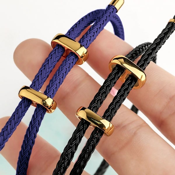 Blue elegant rope bracelet details
