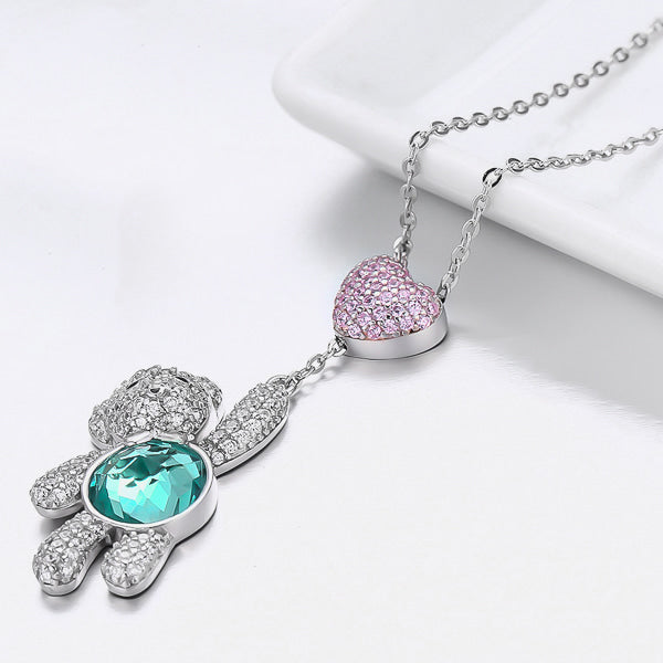 Details of the crystal heart & teddy bear necklace