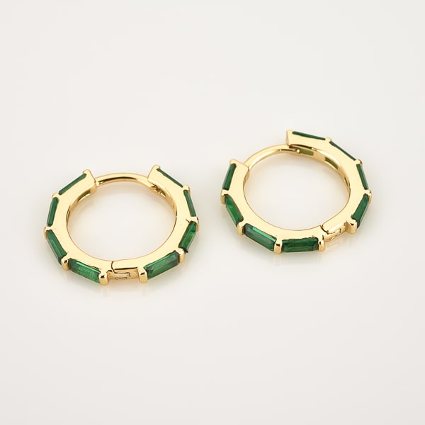 Green baguette-cut crystal hoop earrings detail