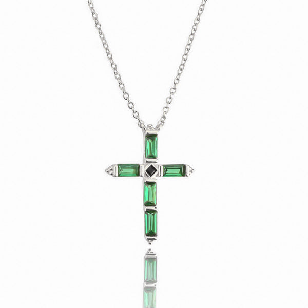 Collana Croce Diamanti in Argento Massiccio | La Boutique di Lourdes Collana Croce Diamanti in Argento Massiccio | La Boutique di Lourdes