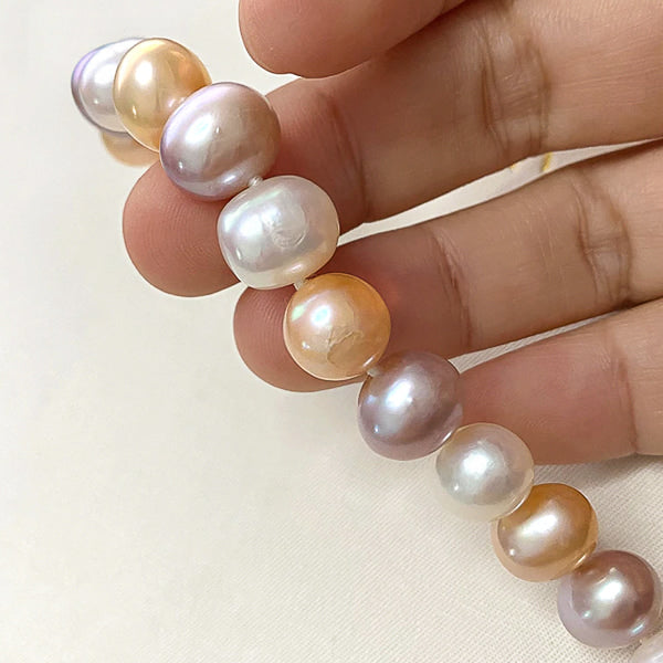Multicolor freshwater pearl necklace with 9-10mm pearls close up details