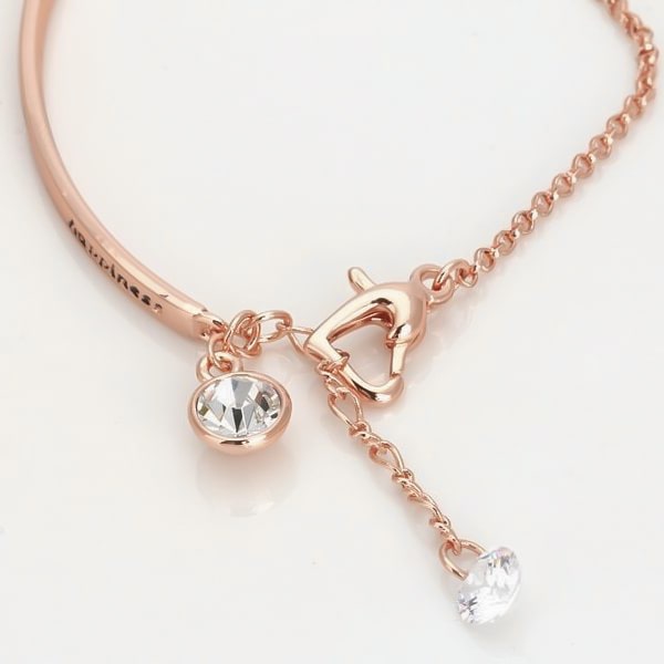 Rose gold happiness bracelet with crystal stones and a heart-shaped lobster clasp