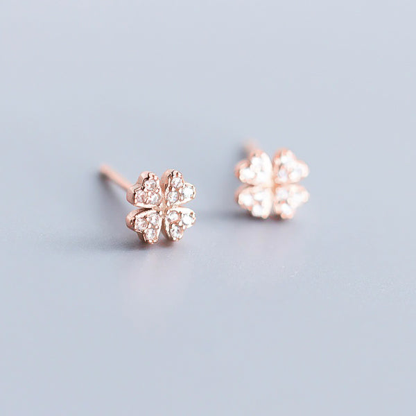Rose gold crystal clover stud earrings details