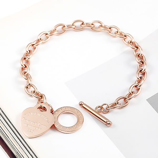 Rose gold love heart chain bracelet close up details