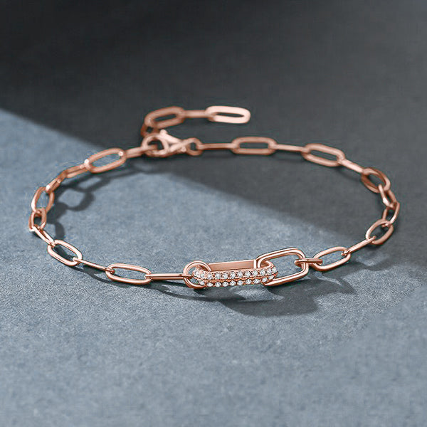 Rose gold luxury link chain bracelet details