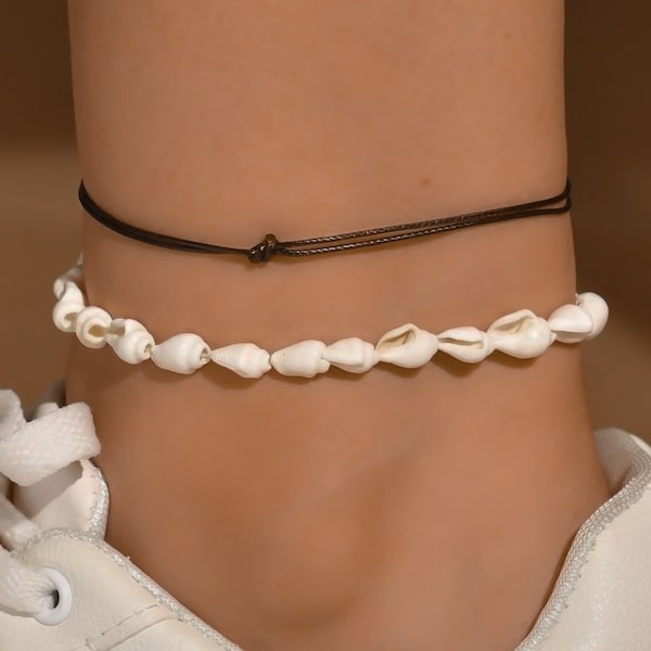Seashell ankle bracelet