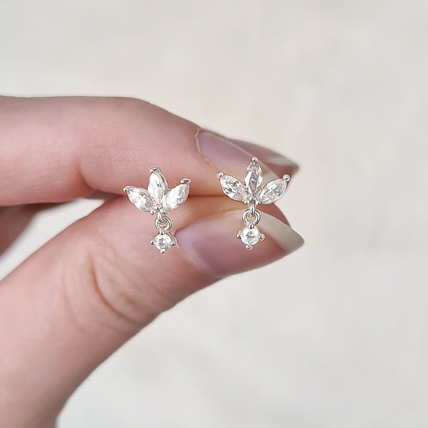 Lotus earrings made of sterling silver and cubic zirconia