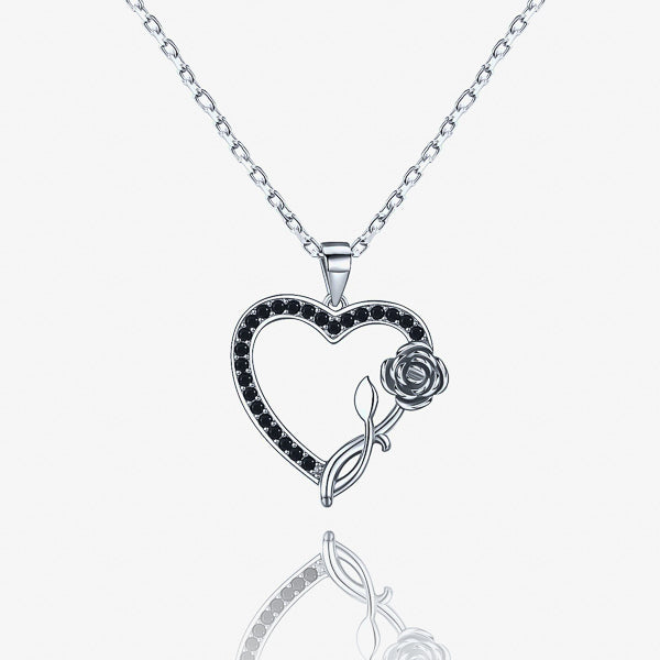 Details of the silver heart flower pendant necklace