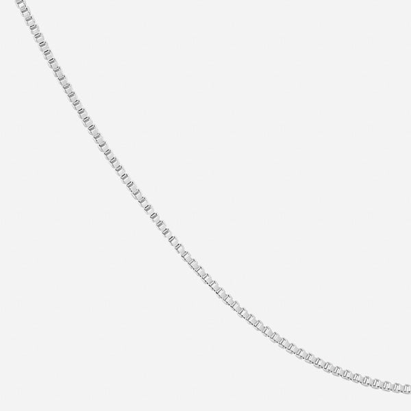 Sterling silver box chain necklace details