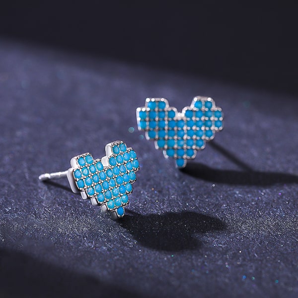 Turquoise heart stud earrings detail